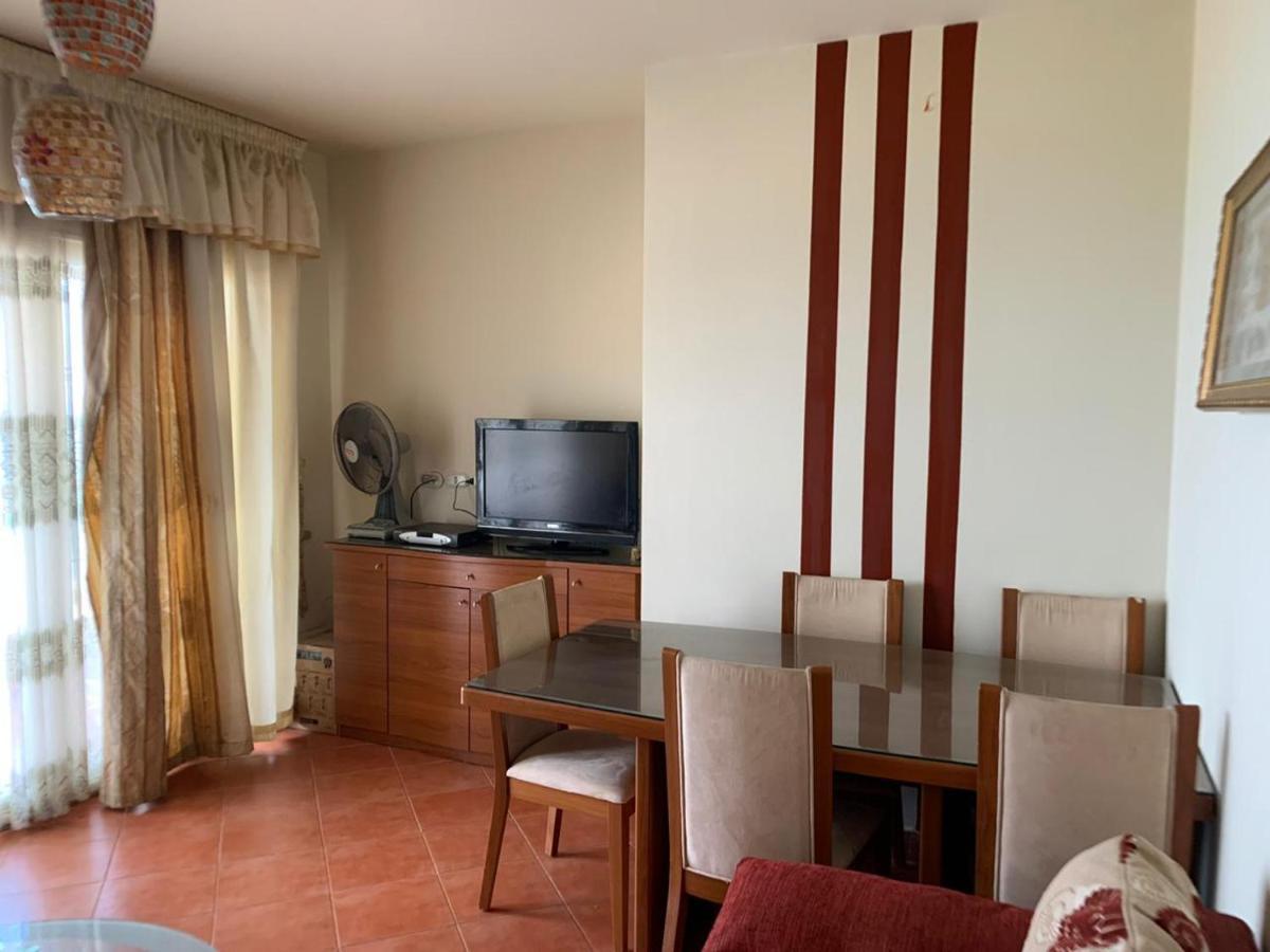 Porto Sokna With Sea View Pyramids Apartments Family Only 艾因苏赫纳 外观 照片