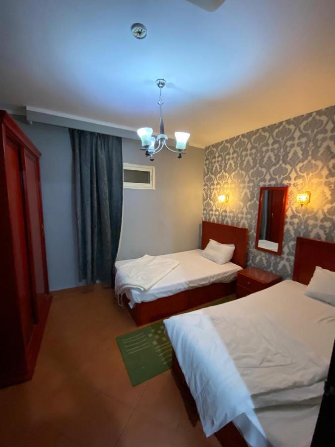 Porto Sokna With Sea View Pyramids Apartments Family Only 艾因苏赫纳 外观 照片